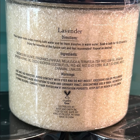 Spa Luxetique (1) Lavender and (2) Coconut Lime Epsom Salts Tubs Set of 3 NWT - Picture 7 of 9